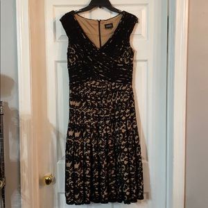 Great mother of the bride dress!